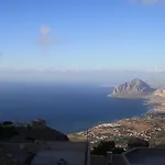 Aparthotel Edelweiss Erice