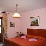 Edelweiss Aparthotel