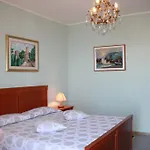 Edelweiss Aparthotel 2*