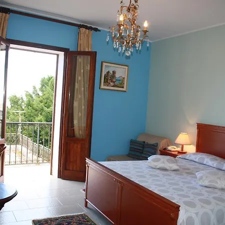 Edelweiss Lägenhetshotell Erice