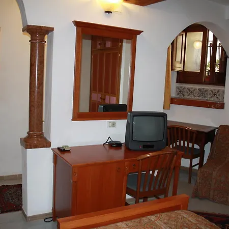 Edelweiss Apartmanhotel Erice