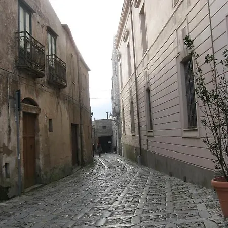 Edelweiss Lägenhetshotell Erice